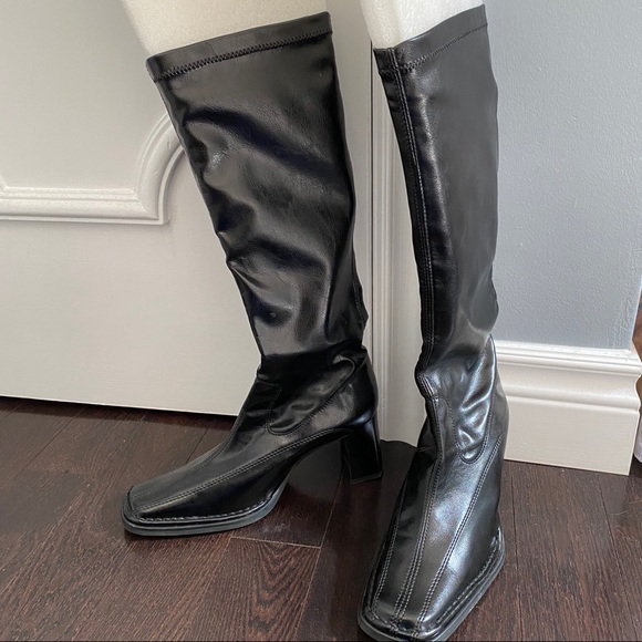 Elle Boots - Size 7 - Picture 1 of 3